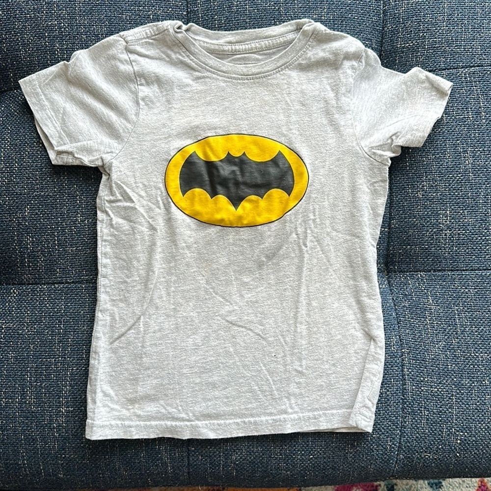 Batman Tshirt - Picture 2 of 4